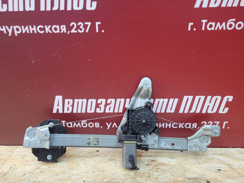 Стеклоподъемник    двери