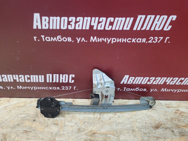 Стеклоподъемник    двери