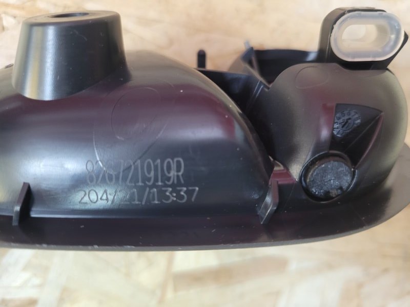 Внутренняя ручка     двери