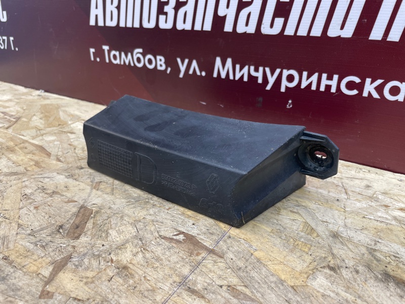 Кронштейн бампера