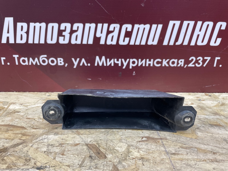 Кронштейн бампера