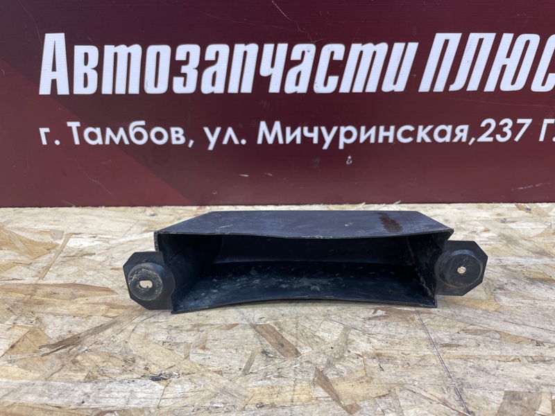 Кронштейн   бампера