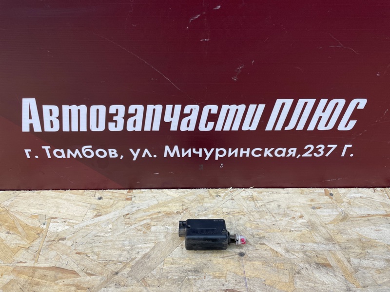 Привод замка багажника