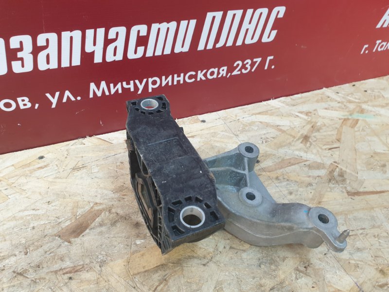 Опора двигателя