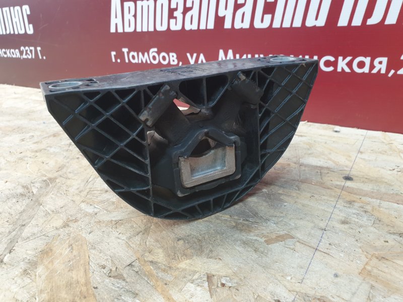 Опора двигателя