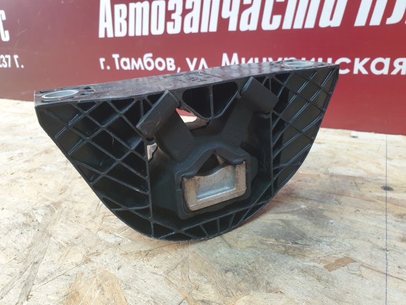 Опора двигателя