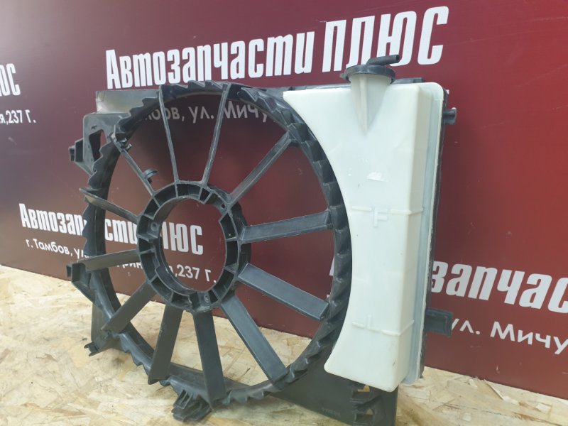 Диффузор радиатора