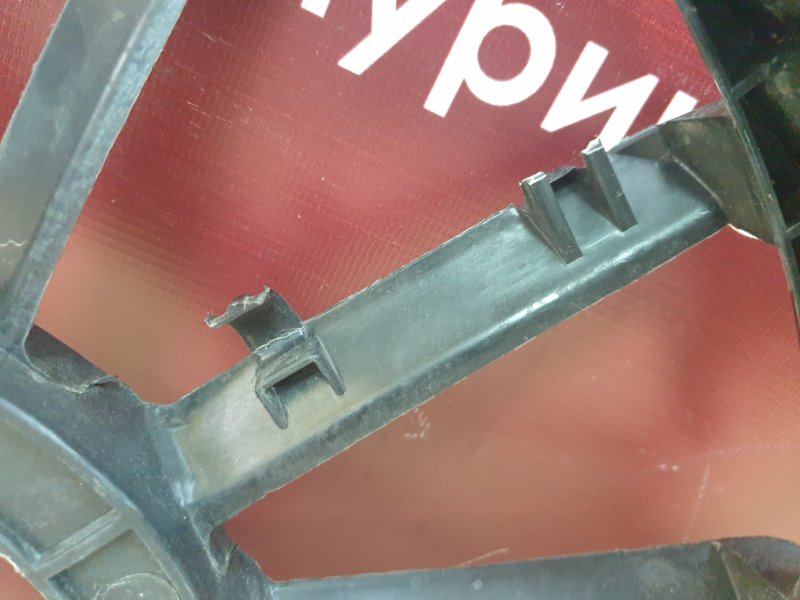 Диффузор радиатора