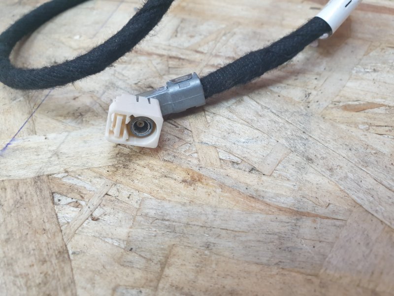 Проводка антенны