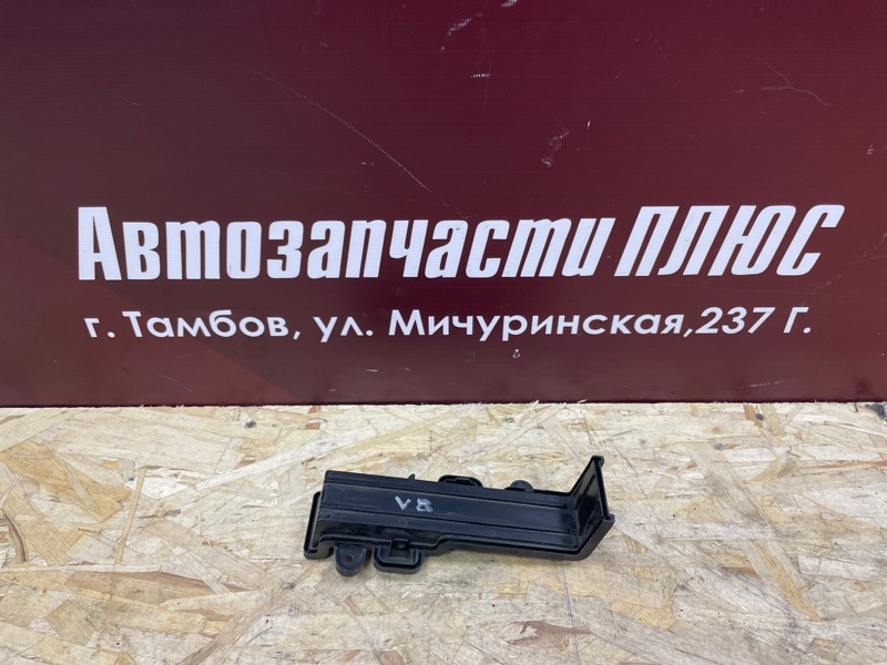 Крышка салонного фильтра