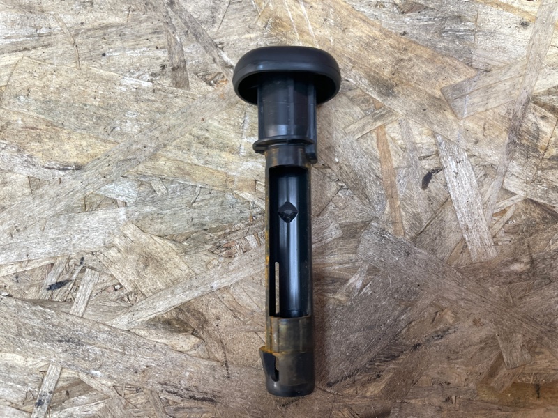 Втулка крепления подголовника