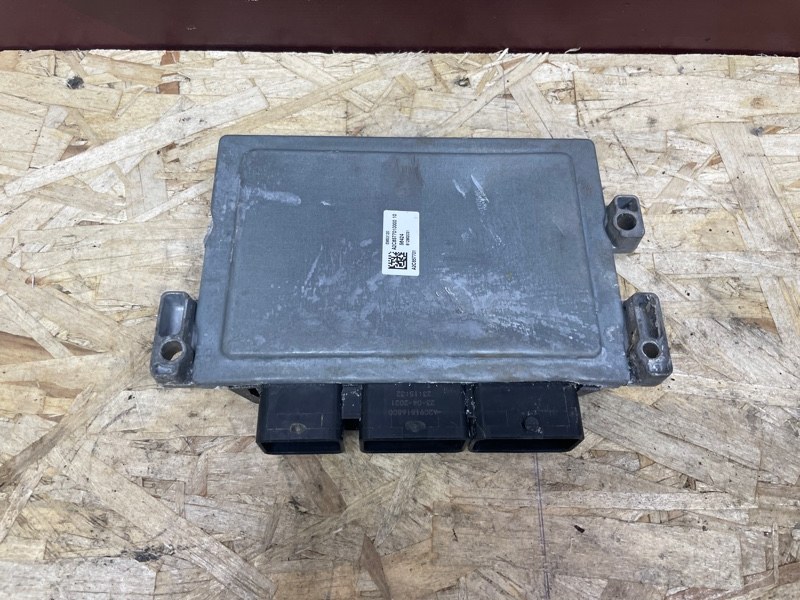 Блок управления двигателем