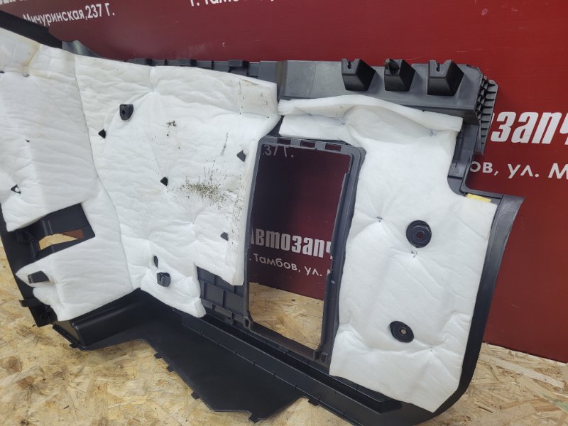 Обшивка багажника