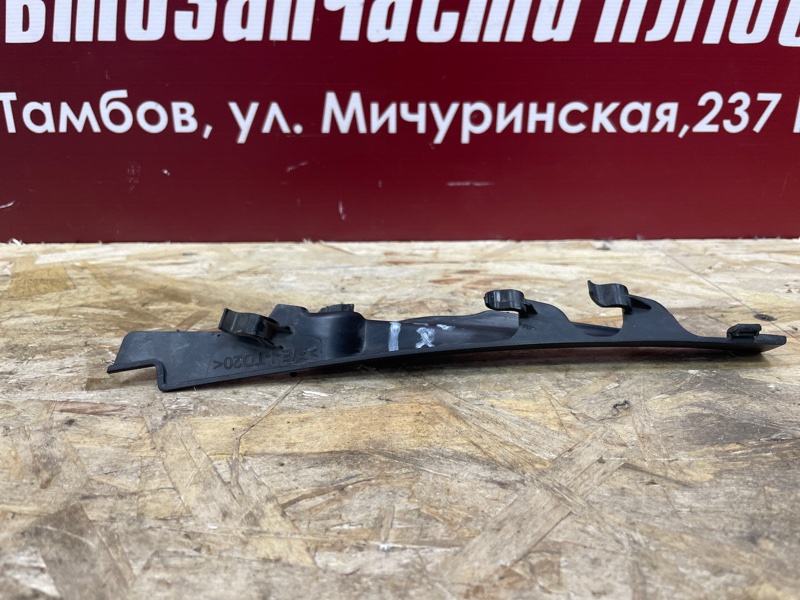 Накладка жабо