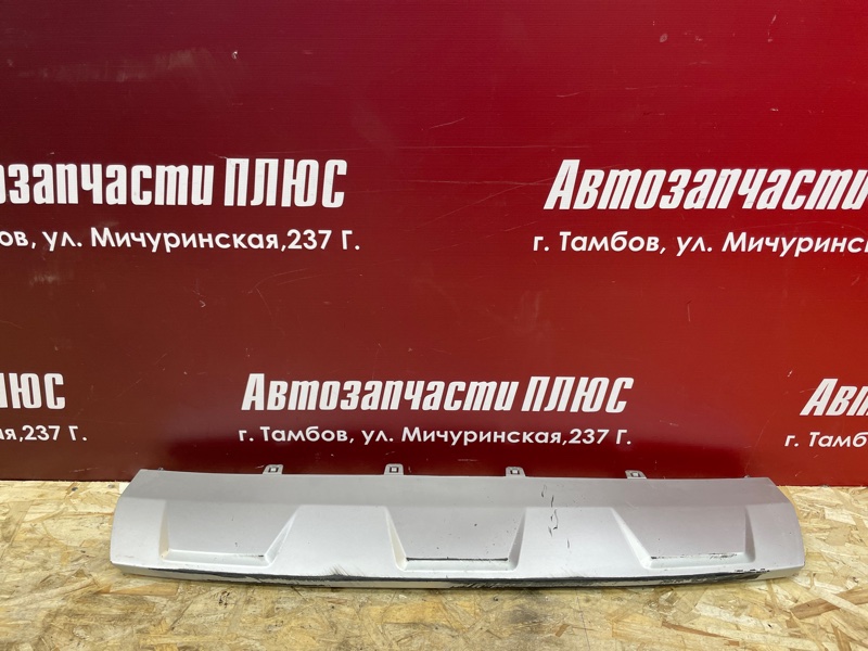 Накладка бампера