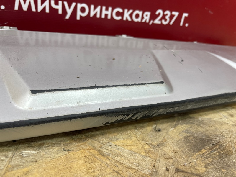 Накладка бампера