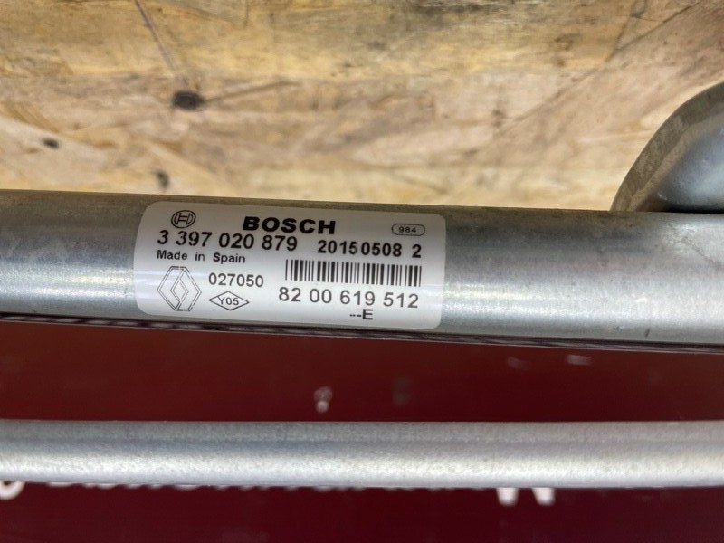 Трапеция дворников