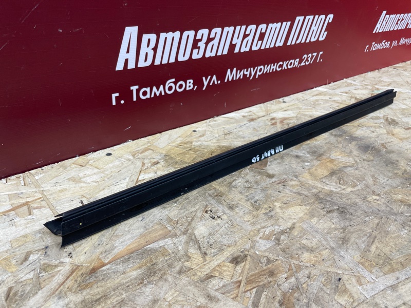 Уплотнитель стекла двери внутренний