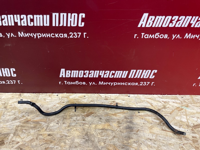 Патрубок радиатора