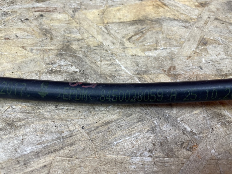 Патрубок радиатора