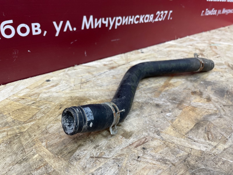 Патрубок отопителя