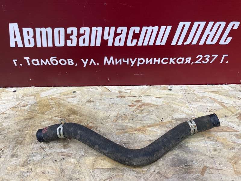 Патрубок отопителя