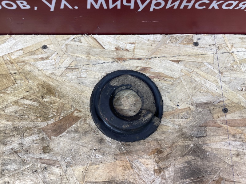 Верхняя опора    пружины