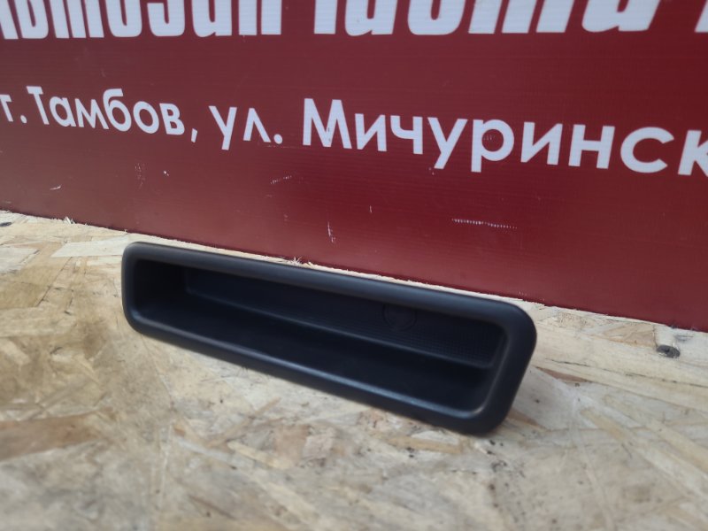 Накладка двери