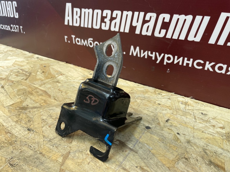 Опора двигателя