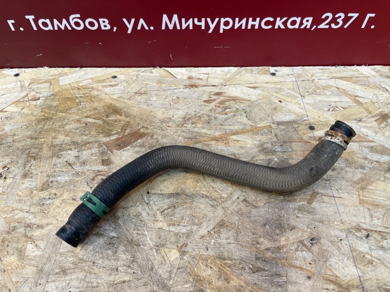 Патрубок радиатора