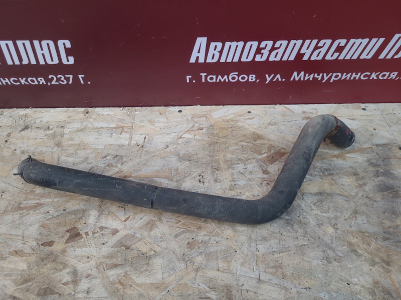 Патрубок радиатора