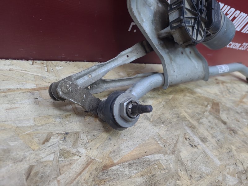 Трапеция дворников