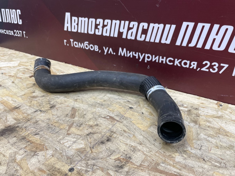 Патрубок радиатора