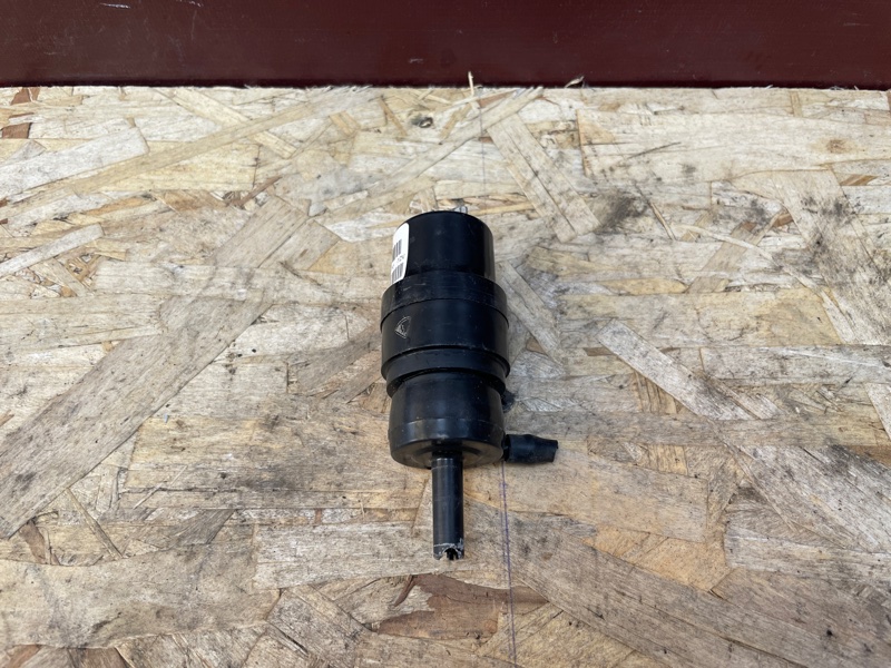 Моторчик бачка омывателя