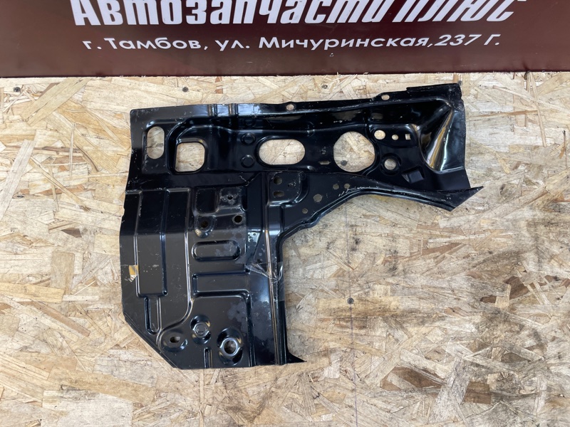 Кронштейн фары