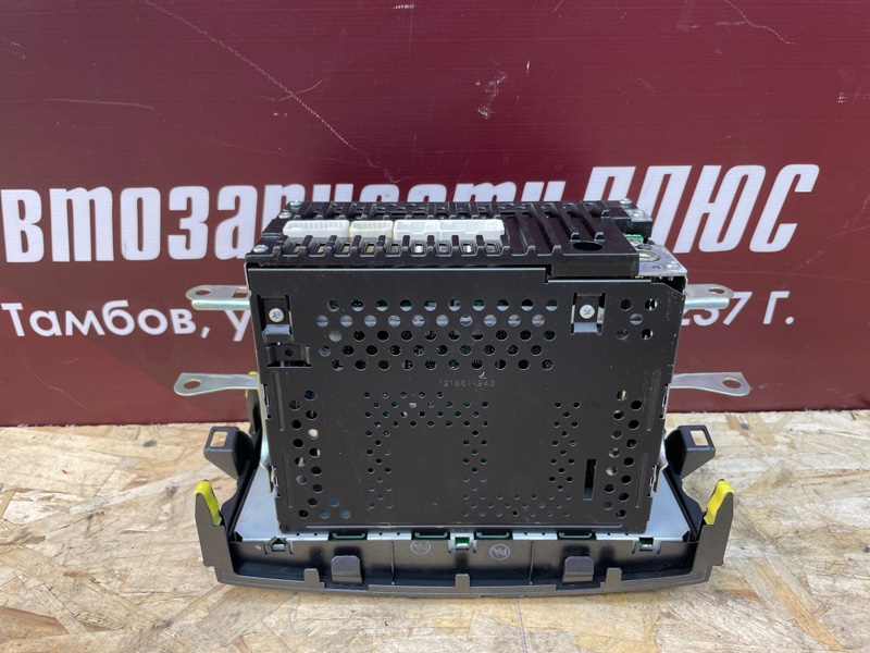 Магнитола штатная