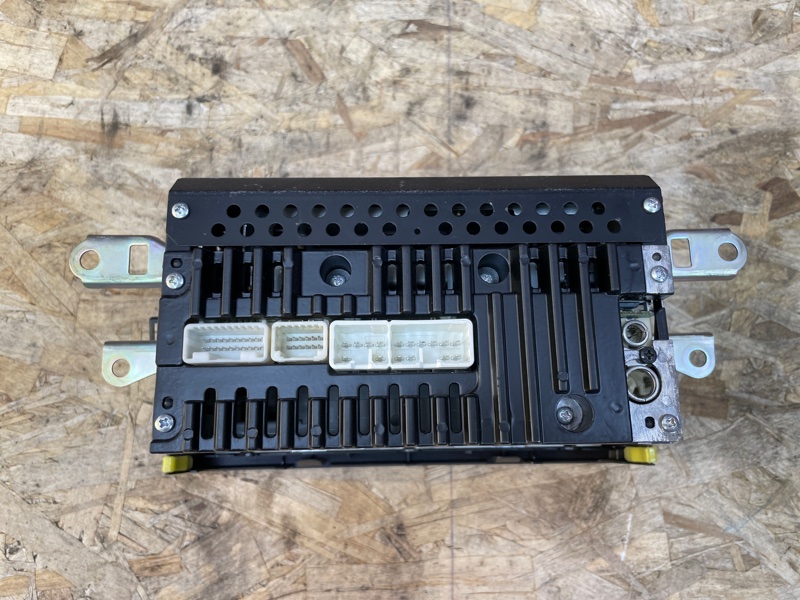 Магнитола штатная