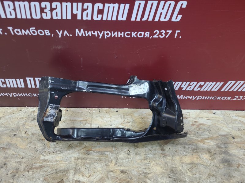 Кронштейн фары