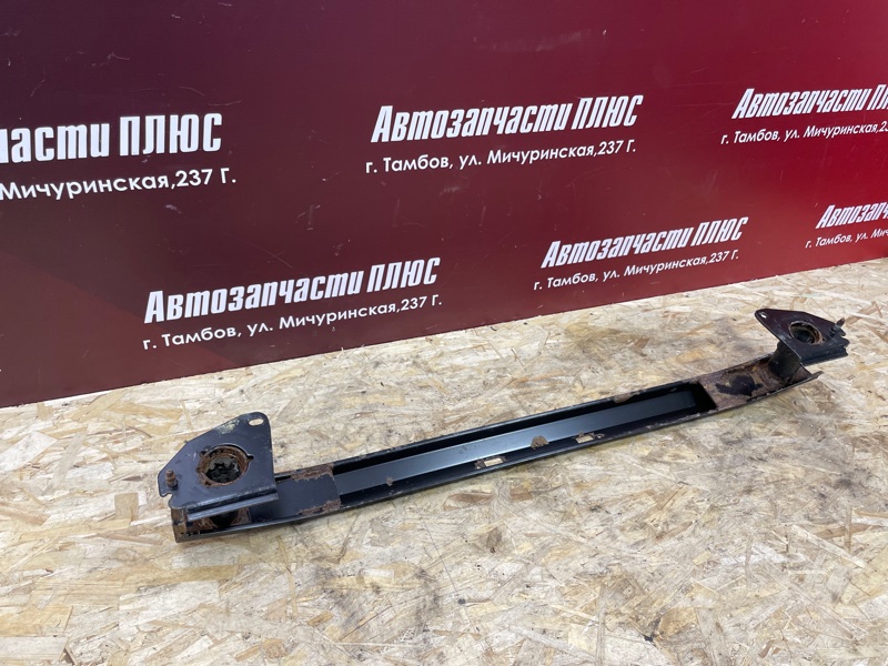 Усилитель   бампера