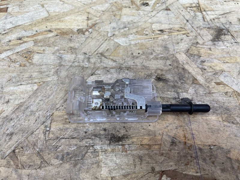 Плафон подсветки бардачка