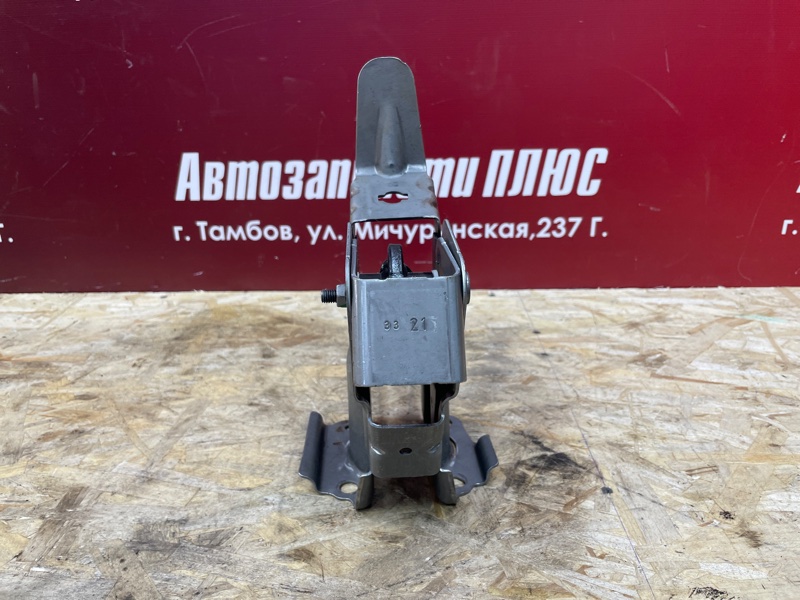 Педаль тормоза