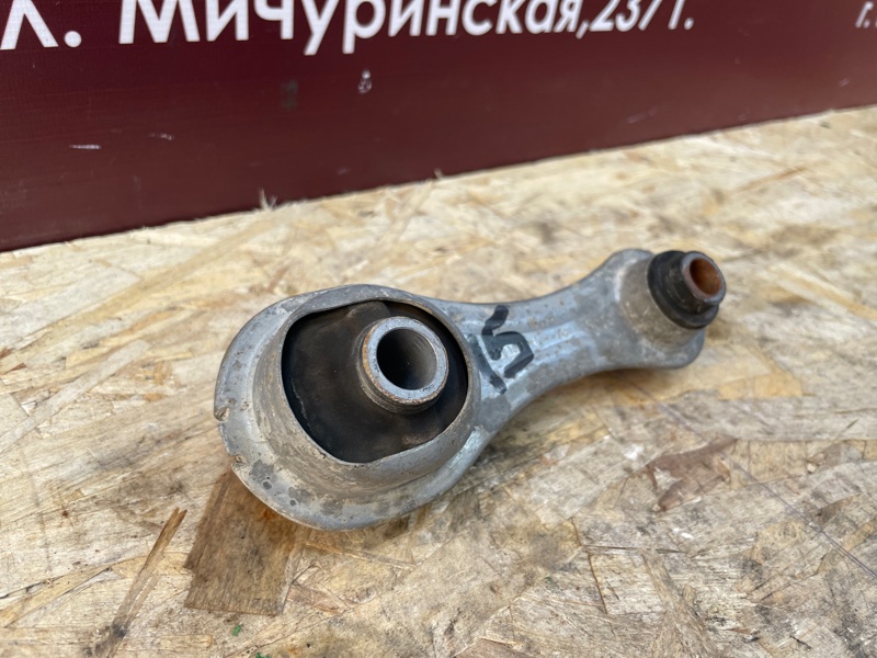 Опора двигателя