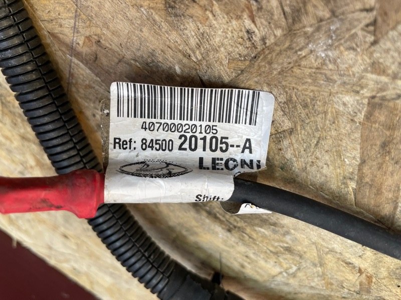 Клемма аккумулятора (минусовая)