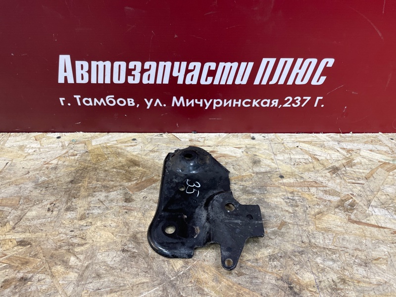 Кронштейн подрамника