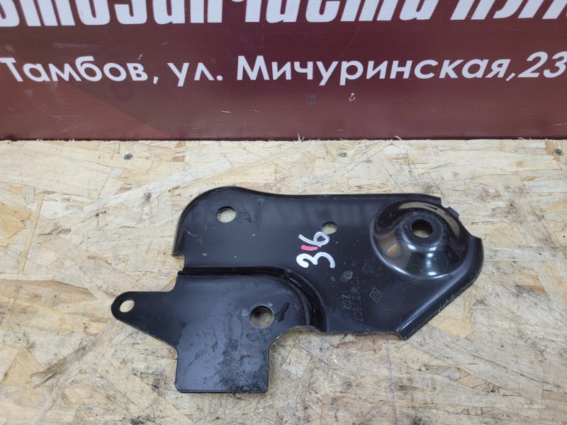 Кронштейн подрамника