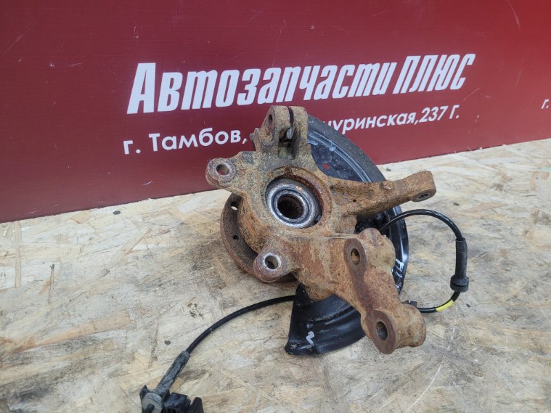 Кулак поворотный