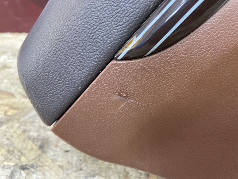 Обшивка боковой двери