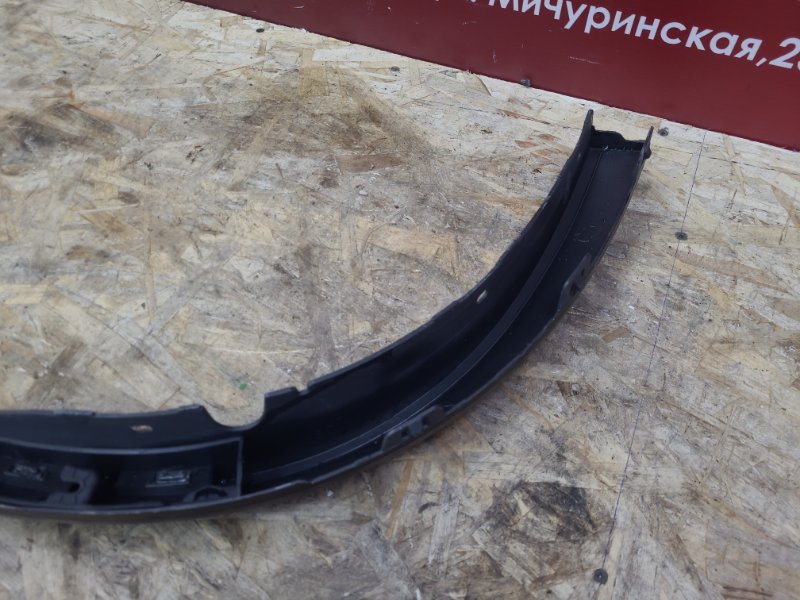 Молдинг крыла