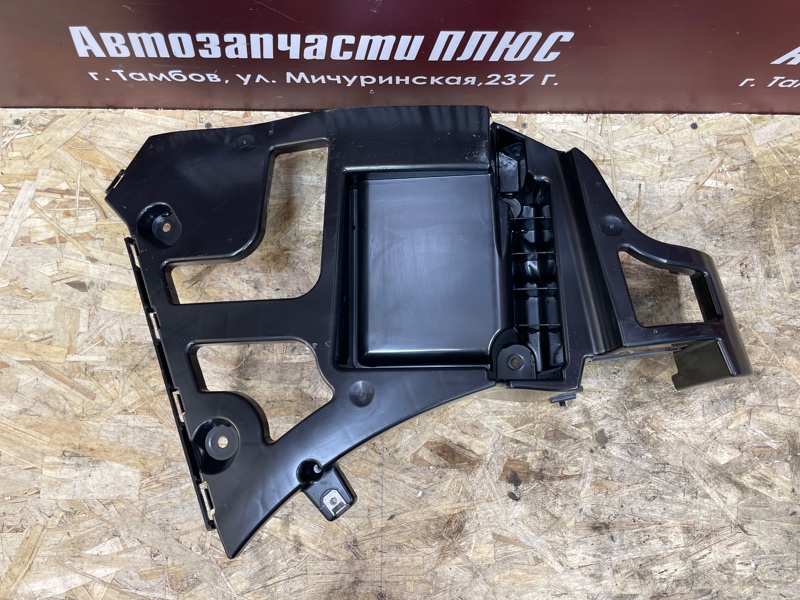 Кронштейн бампера