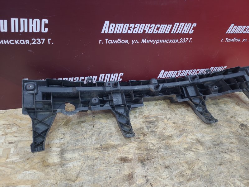 Усилитель бампера